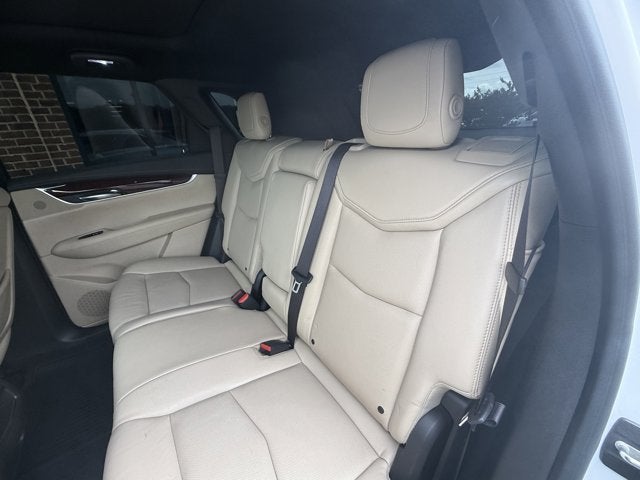 2017 Cadillac XT5 Luxury FWD