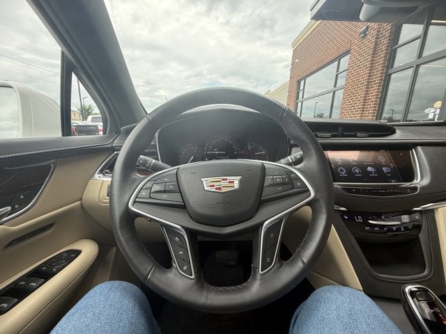 2017 Cadillac XT5 Luxury FWD