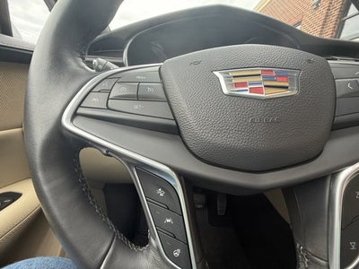 2017 Cadillac XT5 Luxury FWD