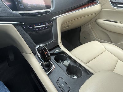 2017 Cadillac XT5 Luxury FWD