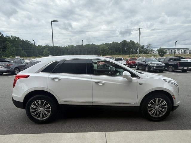 2017 Cadillac XT5 Luxury FWD