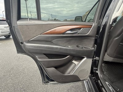 2018 Cadillac Escalade Luxury