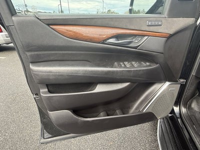 2018 Cadillac Escalade Luxury