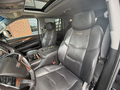 2018 Cadillac Escalade Luxury