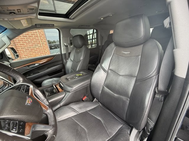 2018 Cadillac Escalade Luxury