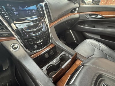 2018 Cadillac Escalade Luxury