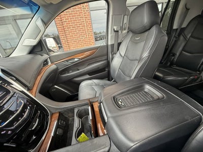 2018 Cadillac Escalade Luxury