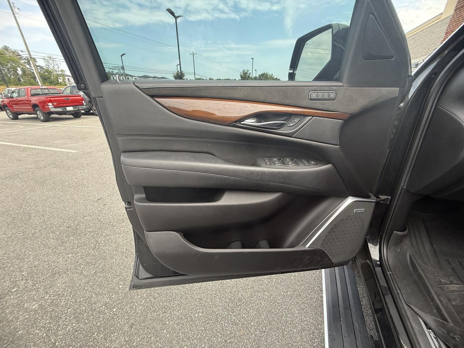 2020 Cadillac Escalade Premium Luxury