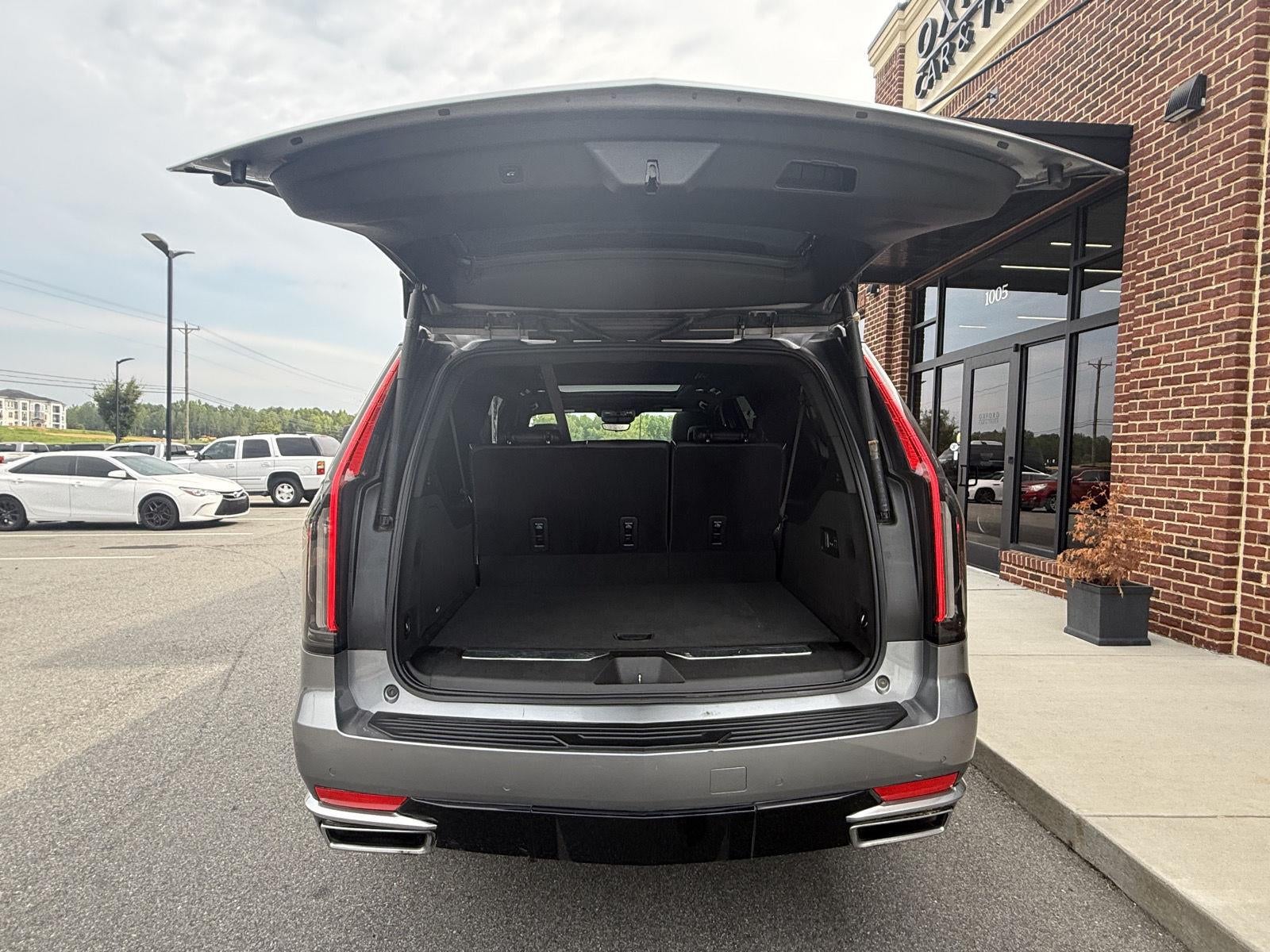 2022 Cadillac Escalade ESV Premium Luxury