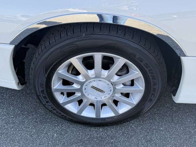 2006 Lincoln Town Car Signature