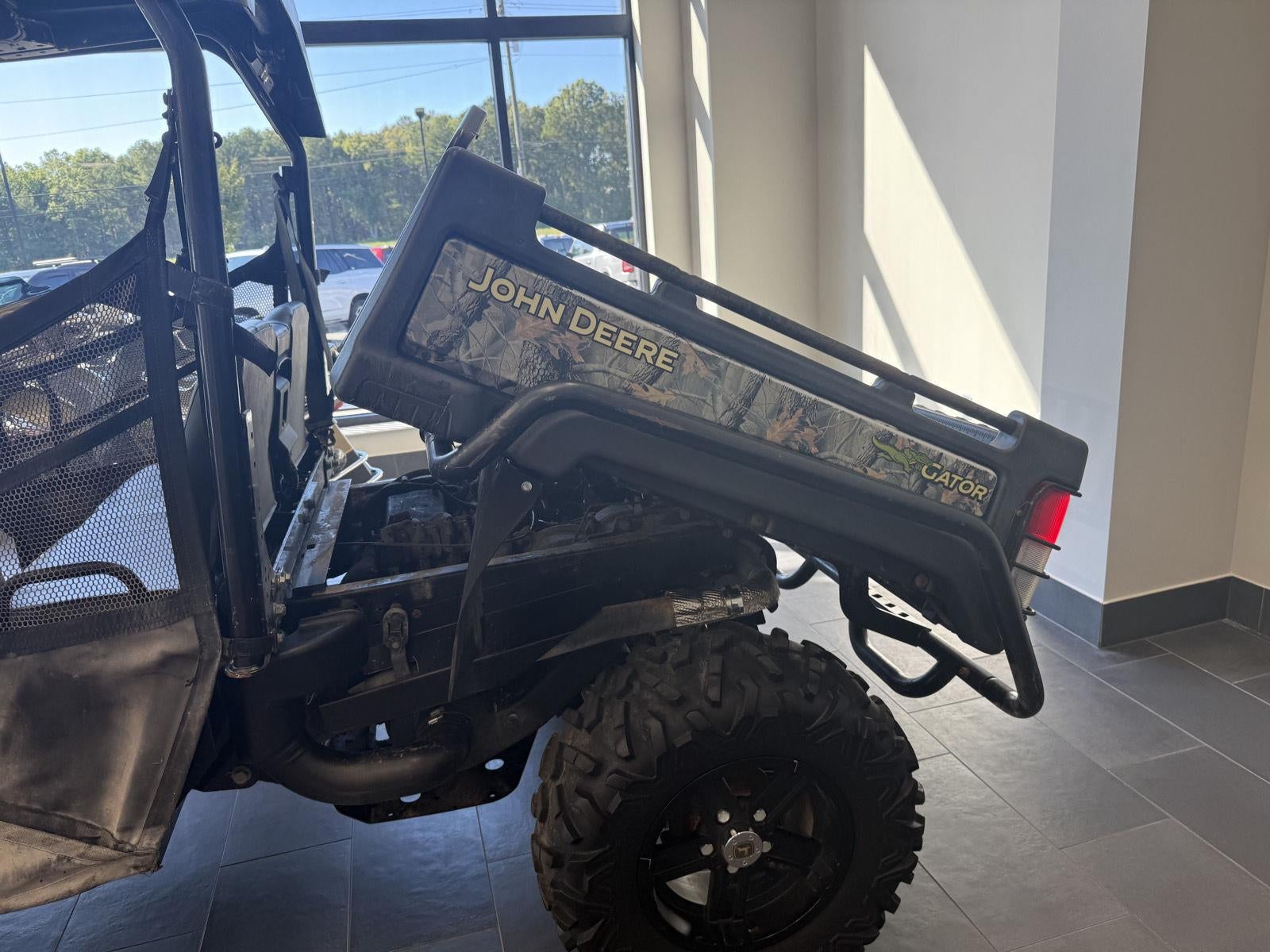 2014 JOHN DEERE 825IS4 GATOR
