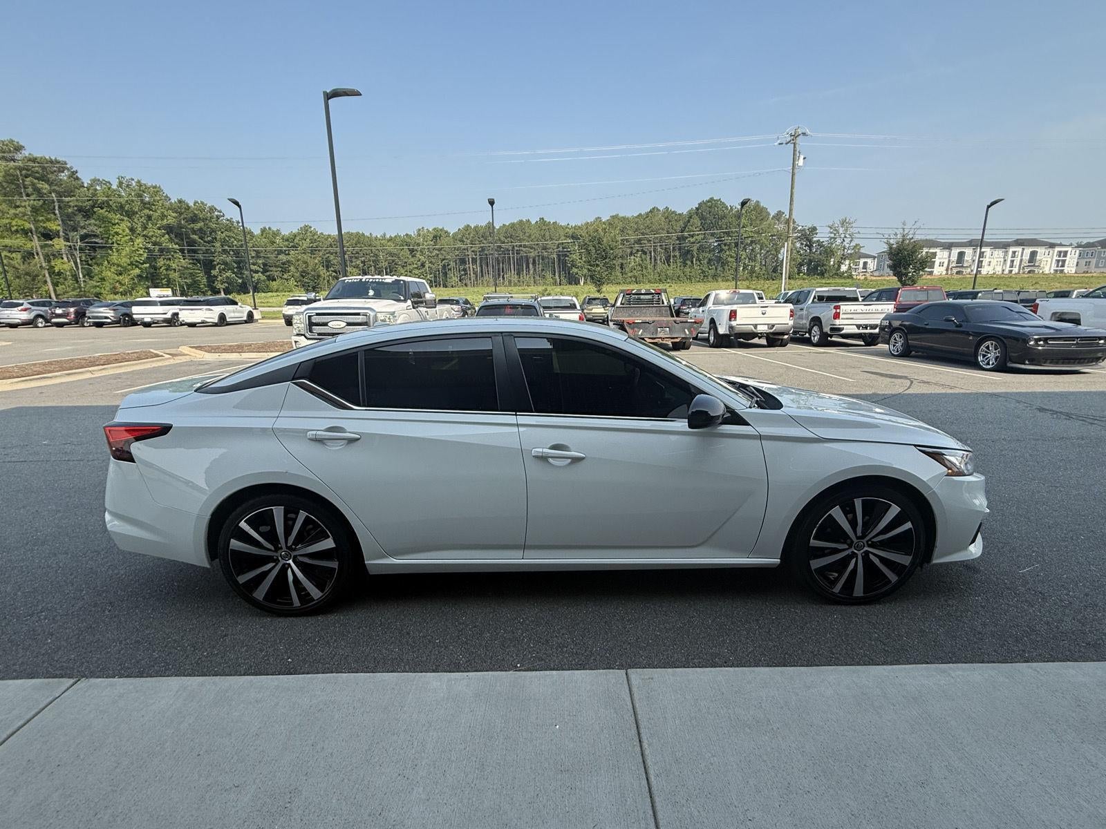 2022 Nissan Altima 2.5 SR