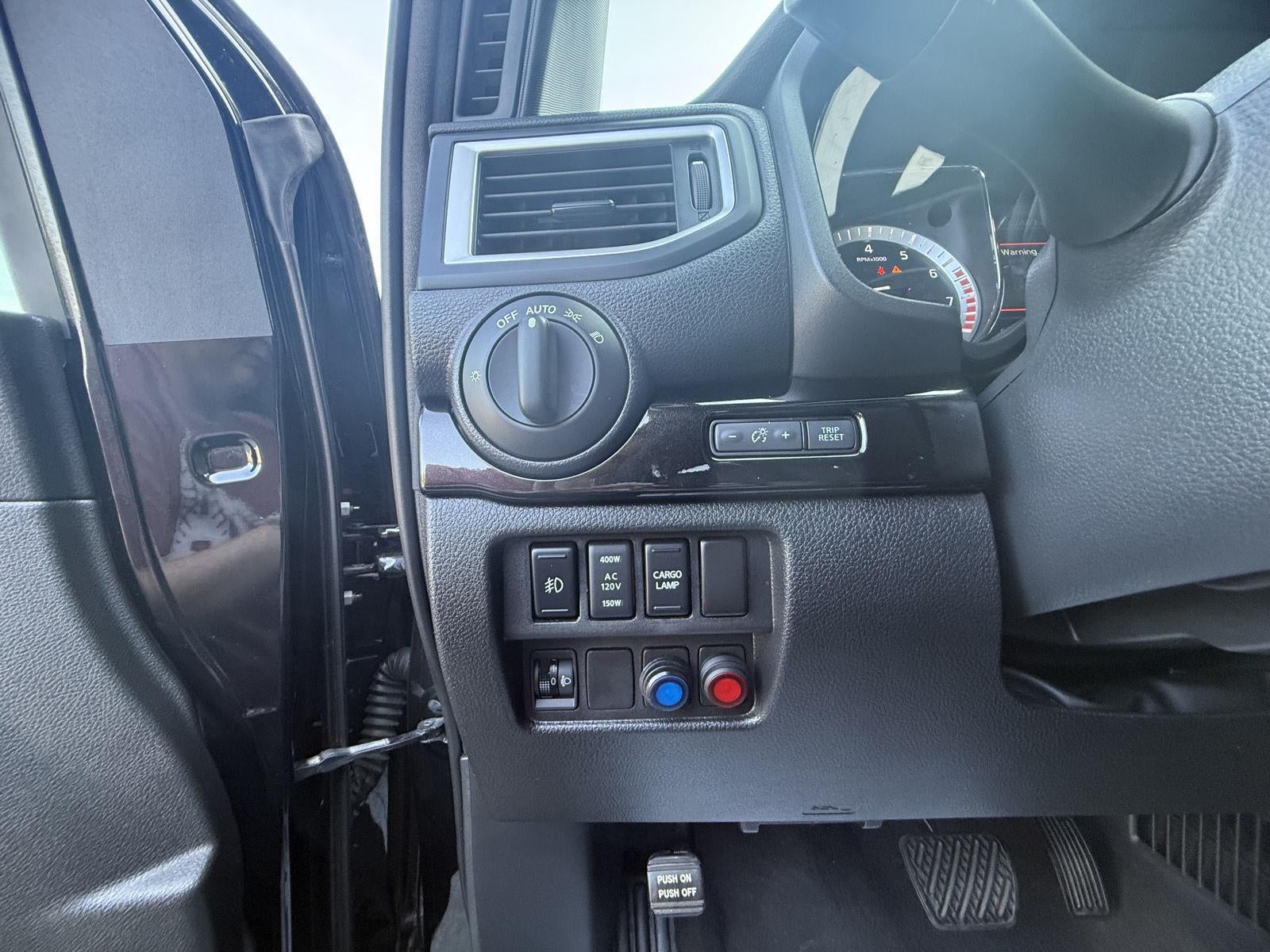 2019 Nissan Titan SV