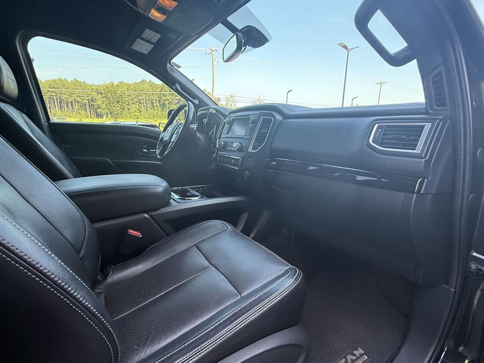 2019 Nissan Titan SV
