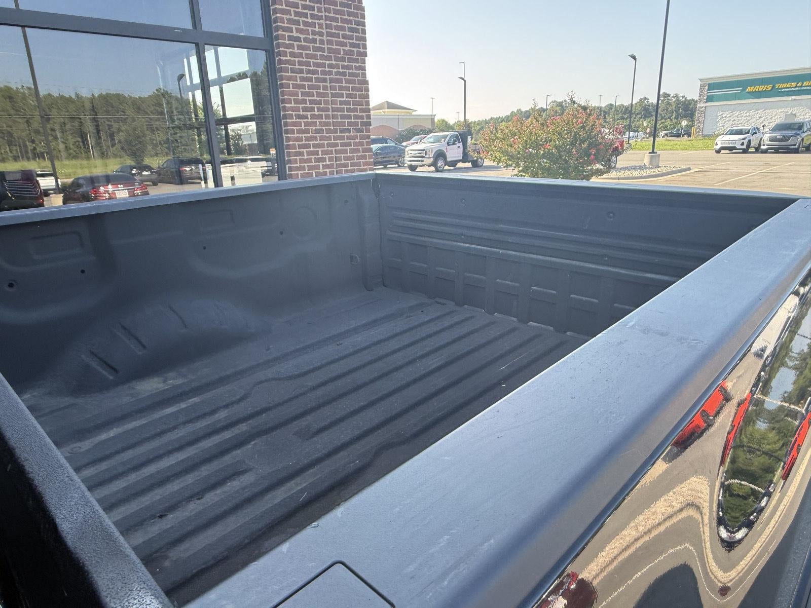2019 Nissan Titan SV