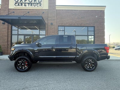 2019 Nissan Titan SV