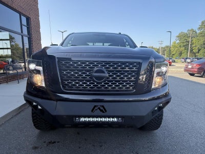 2019 Nissan Titan SV