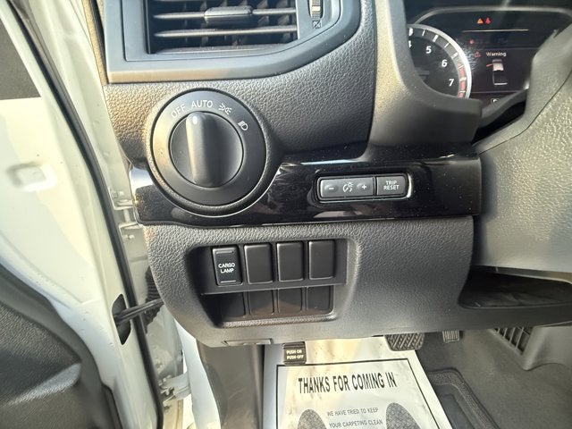 2022 Nissan Titan SV