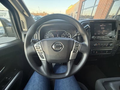 2022 Nissan Titan SV
