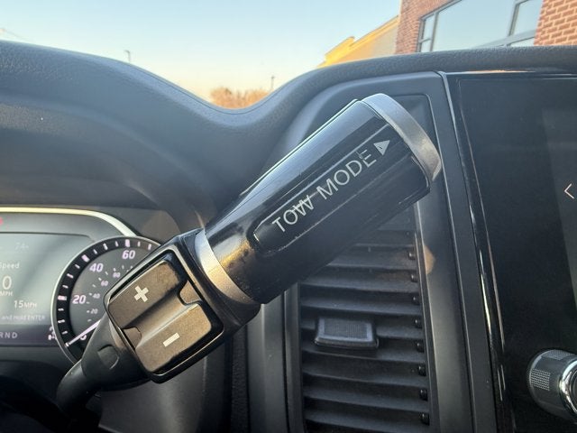 2022 Nissan Titan SV