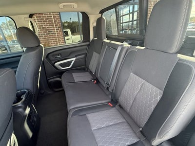 2024 Nissan Titan SV