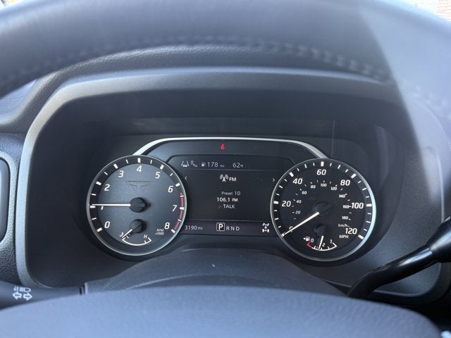 2024 Nissan Titan SV