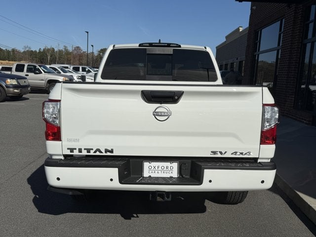 2024 Nissan Titan SV