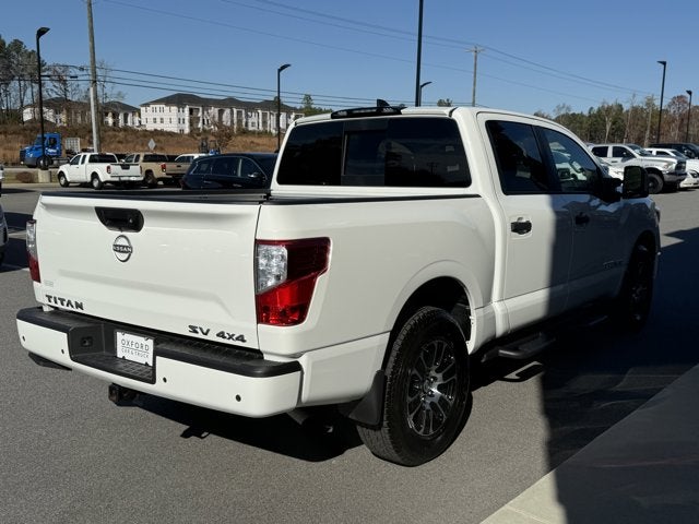 2024 Nissan Titan SV
