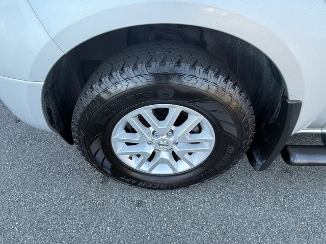 2017 Nissan Frontier SV V6