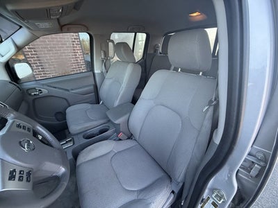 2017 Nissan Frontier SV V6