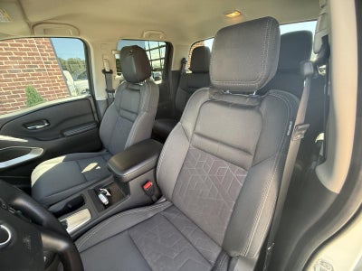 2025 Nissan Frontier SV