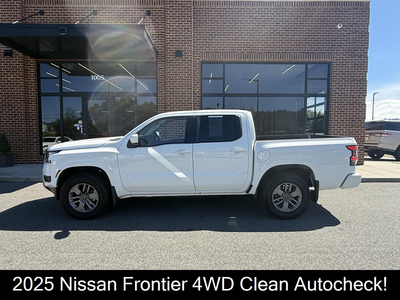 2025 Nissan Frontier SV