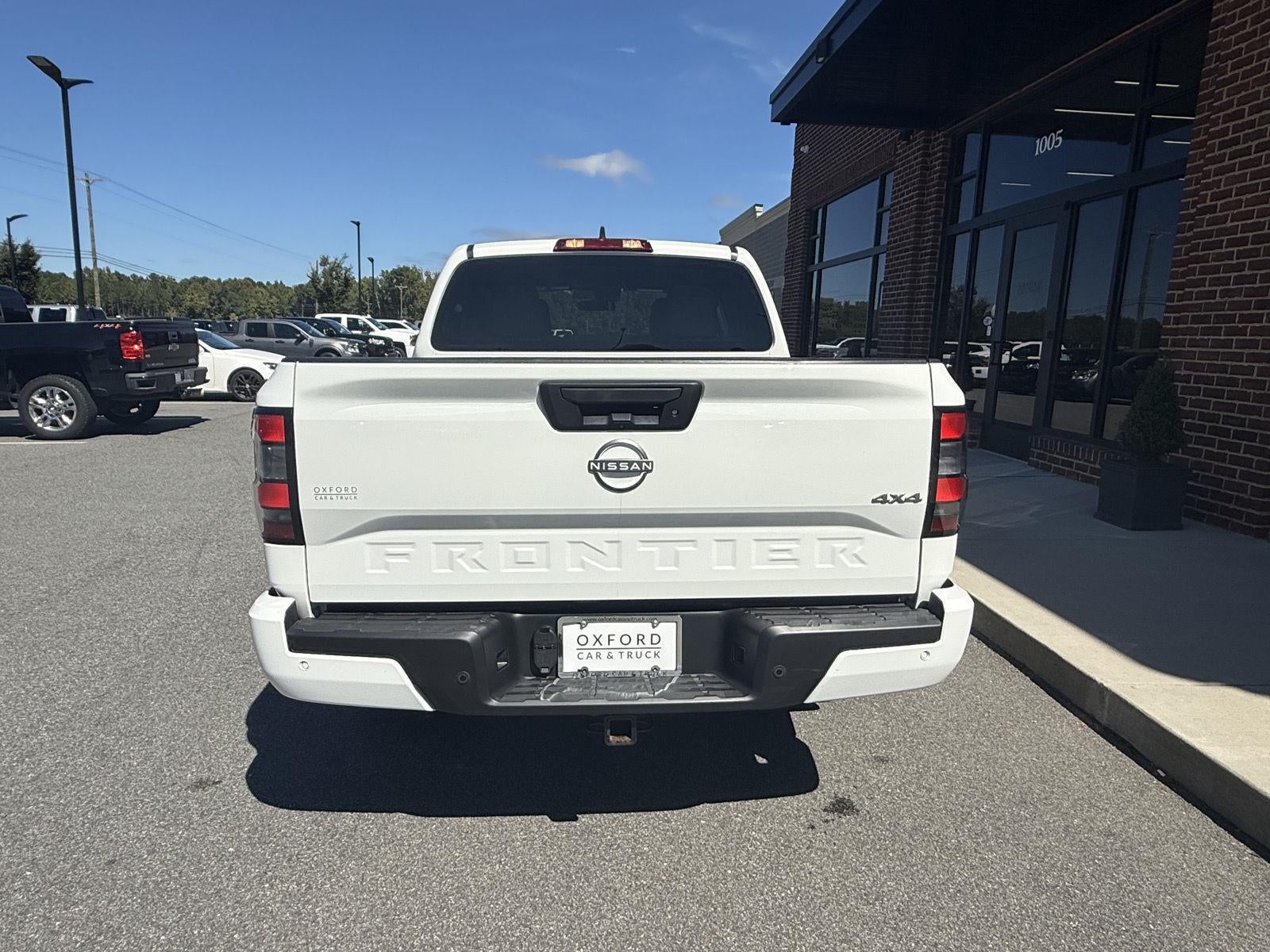 2025 Nissan Frontier SV