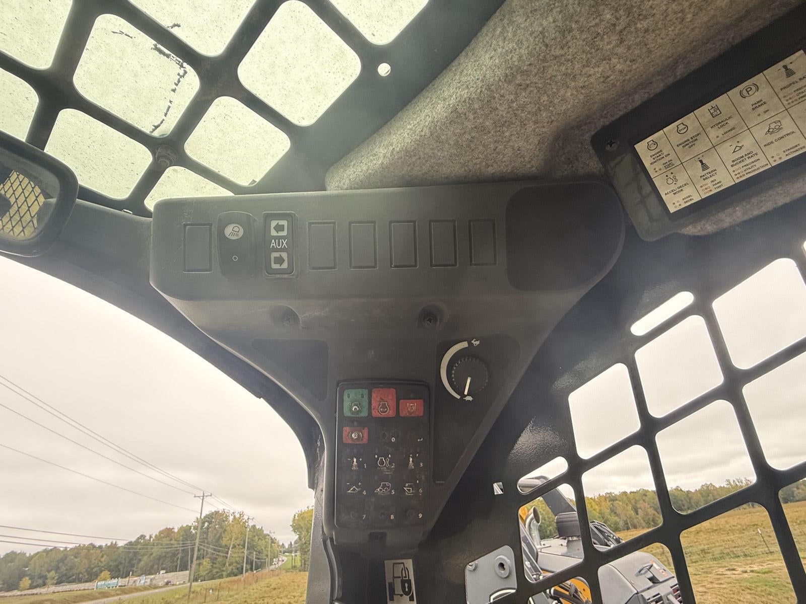 2022 JOHN DEERE 325G SKID STEER