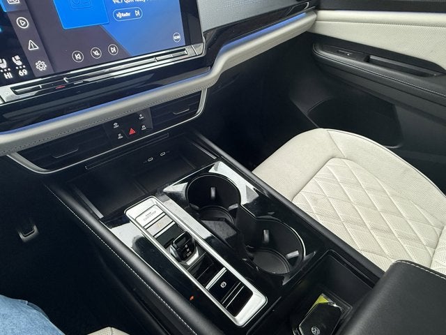 2024 Volkswagen Atlas Cross Sport 2.0T SEL Premium R-Line