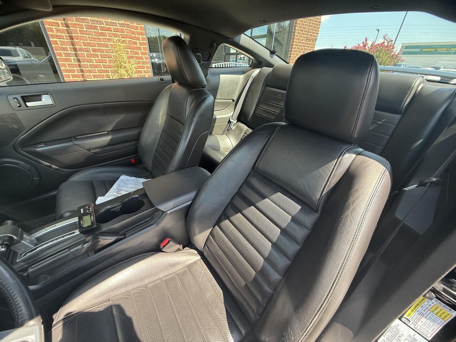 2006 Ford Mustang GT Deluxe