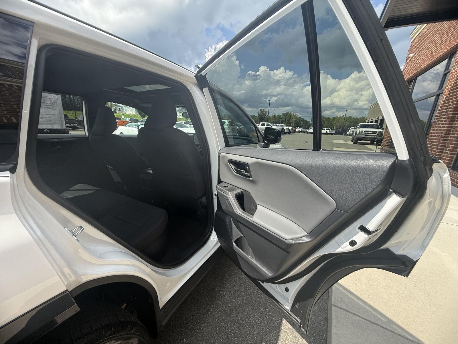 2026 Toyota Rav4 SE