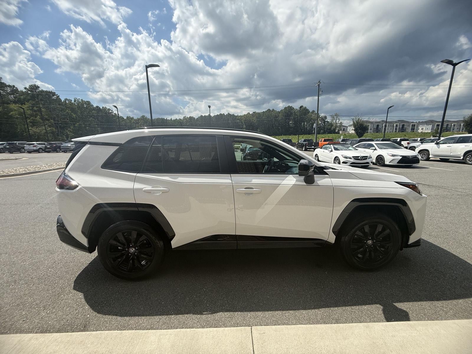 2026 Toyota Rav4 SE