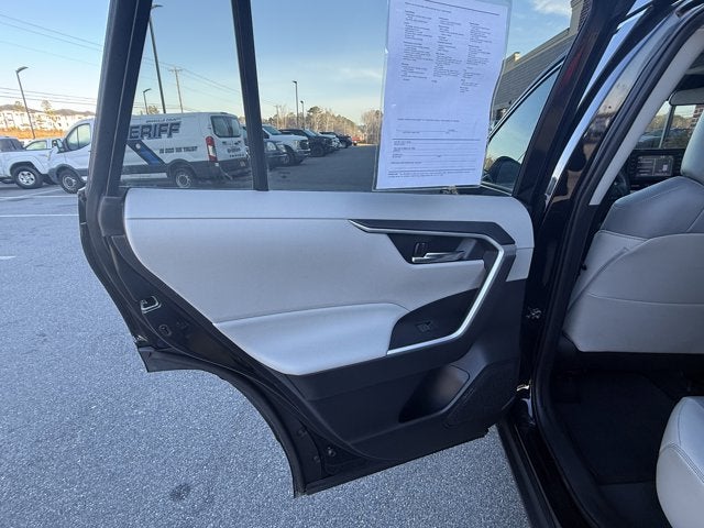 2022 Toyota RAV4 XLE Premium