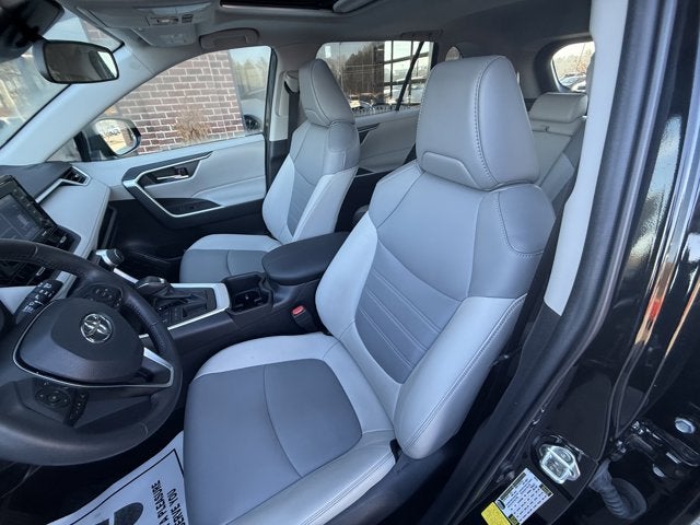 2022 Toyota RAV4 XLE Premium