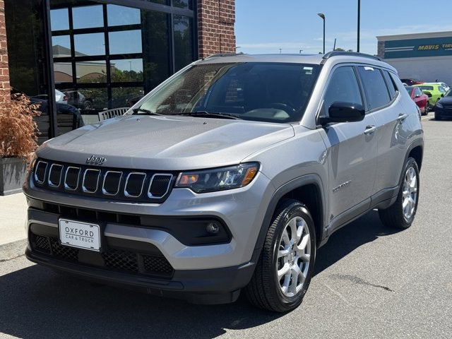2022 Jeep Compass Latitude Lux