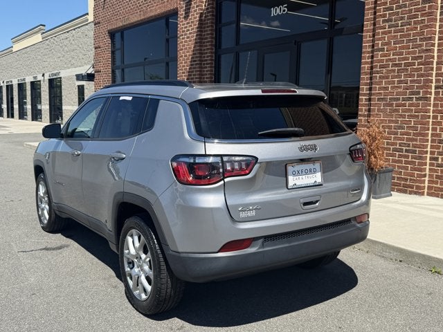 2022 Jeep Compass Latitude Lux
