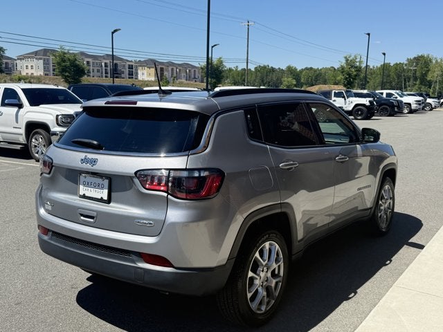 2022 Jeep Compass Latitude Lux
