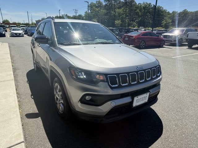 2022 Jeep Compass Latitude Lux
