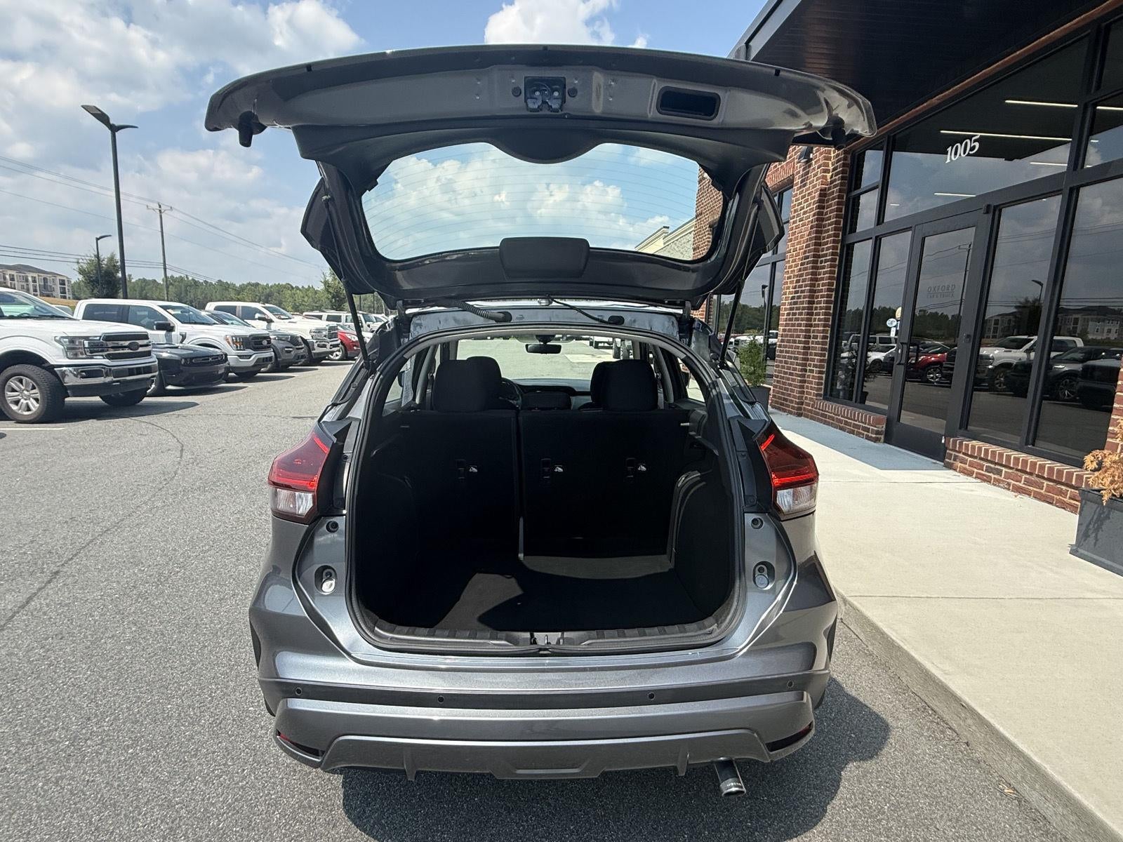 2023 Nissan Kicks SV