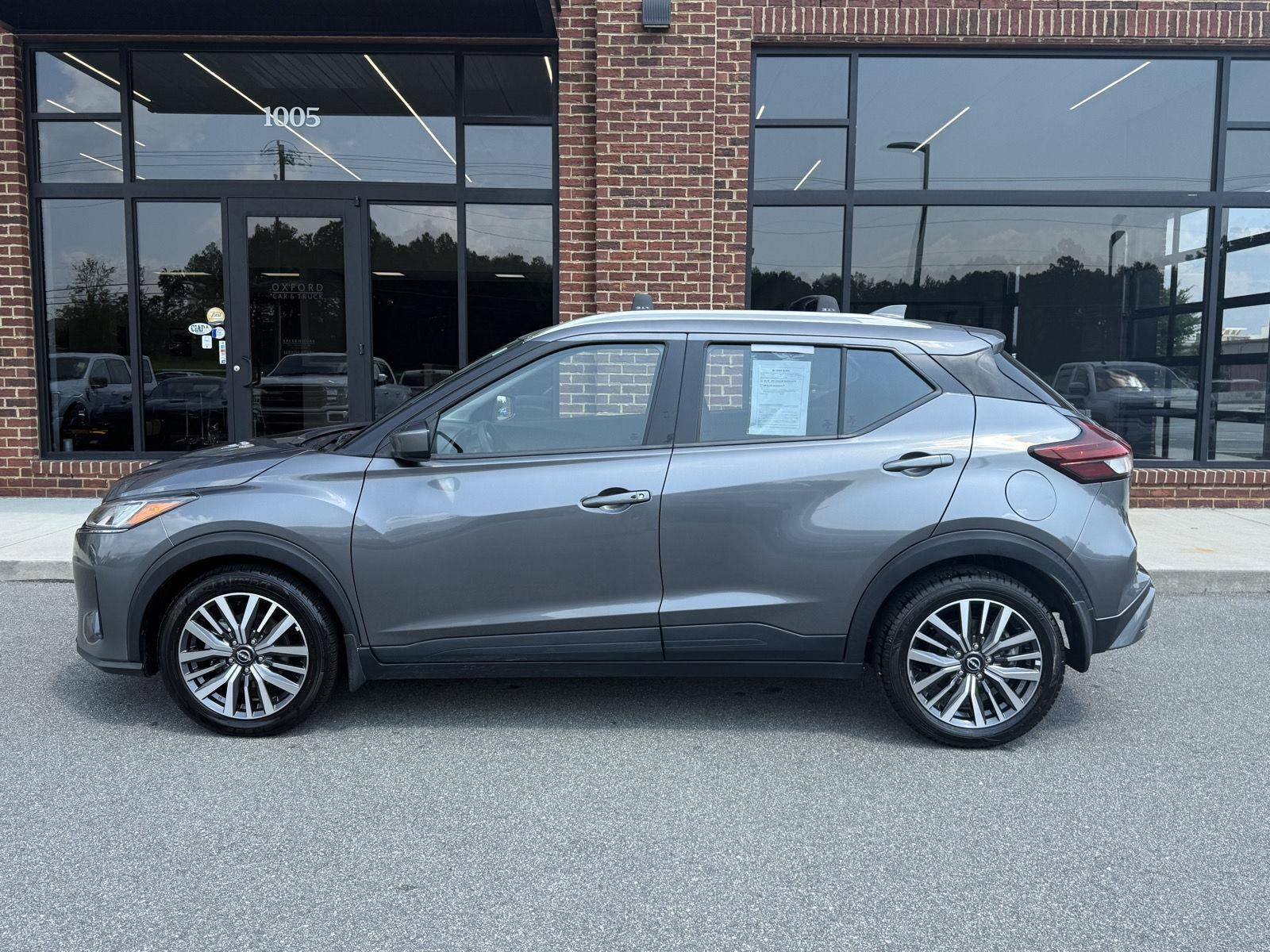 2023 Nissan Kicks SV