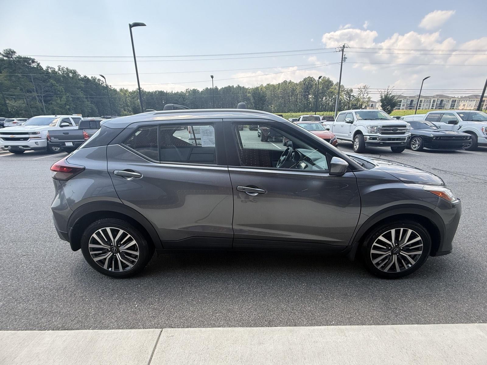 2023 Nissan Kicks SV