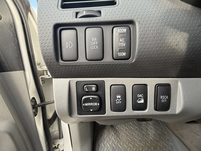 2009 Toyota Tacoma 4WD Double V6 AT (Natl)