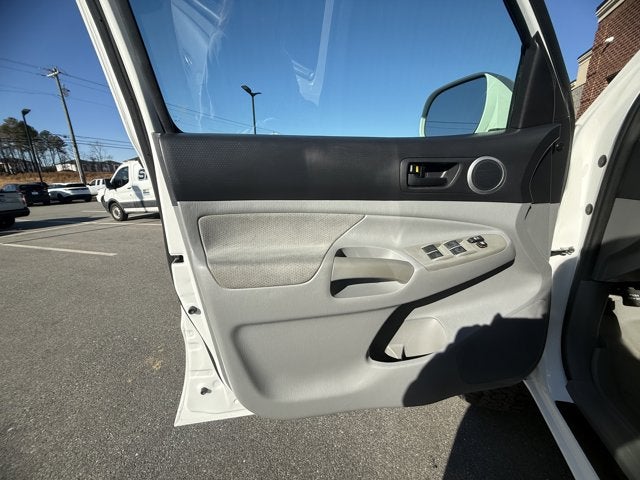 2010 Toyota Tacoma 4WD Double V6 AT (Natl)