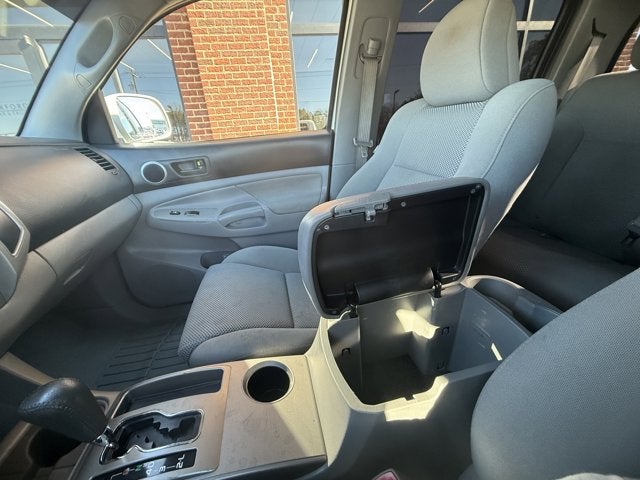 2010 Toyota Tacoma 4WD Double V6 AT (Natl)